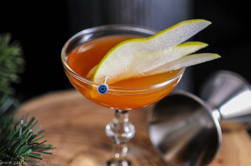 The Peaty Pera - A Scotch Whisky Cocktail
