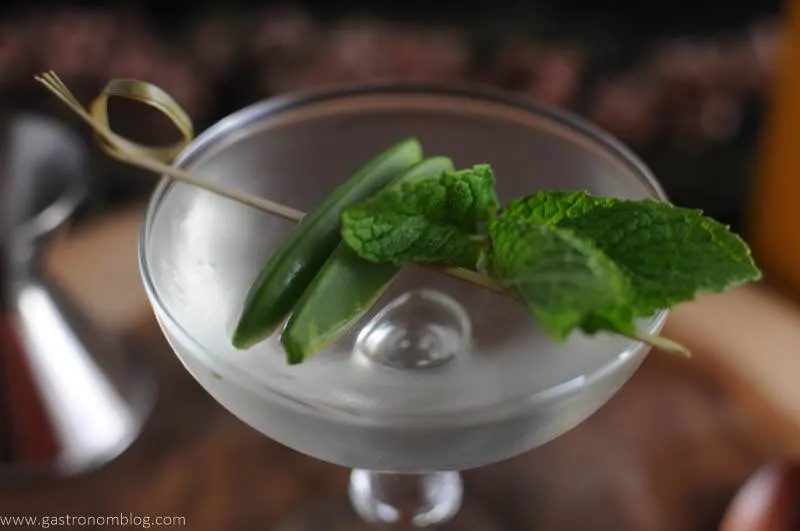 The Spring is Here cocktail with mint and peas