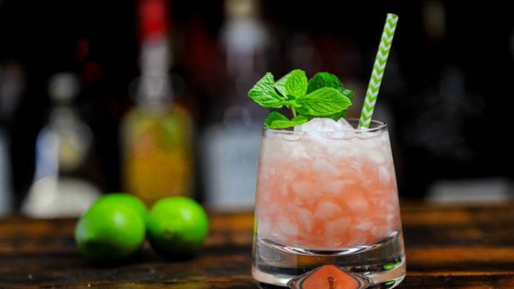 Ginger Beer Mocktail with straw and mint